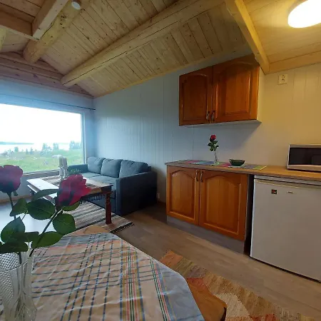Small Cabbin With Shared Bathroom And Kitchen Near By Hattfjelldal